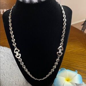 “Bold Silver Link Necklace – Designer Inspired”